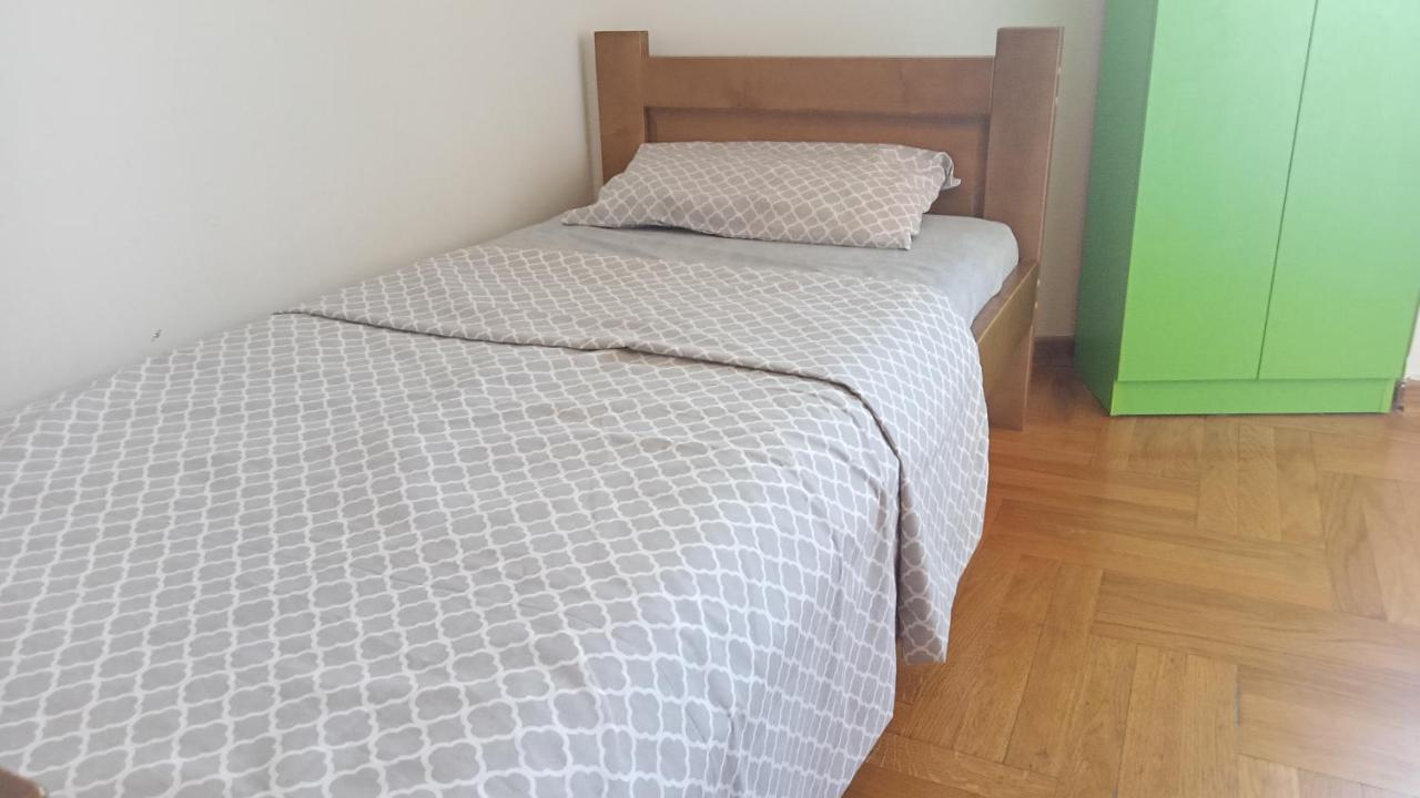 Central Home Podgorica Esterno foto